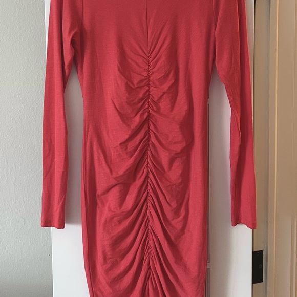 Anthropologie Sundry Coral Ruched Dress Size 1/Small - Picture 7 of 14